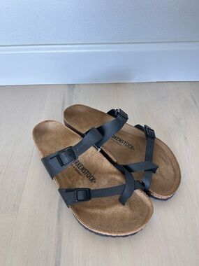 Birkenstock Mayari Black Cross-Strap Sandals women’s size 10 NWOT